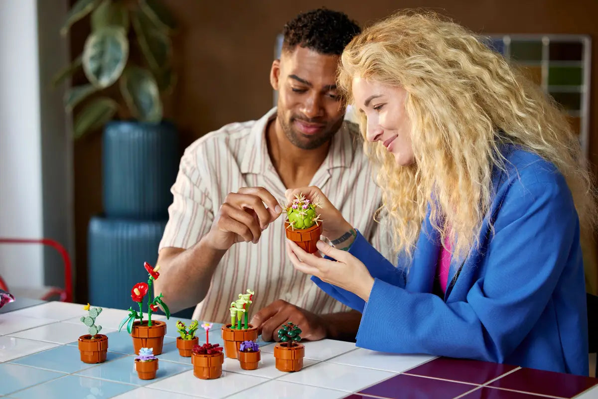 Lego Icons Botanicals Tiny Plants Set