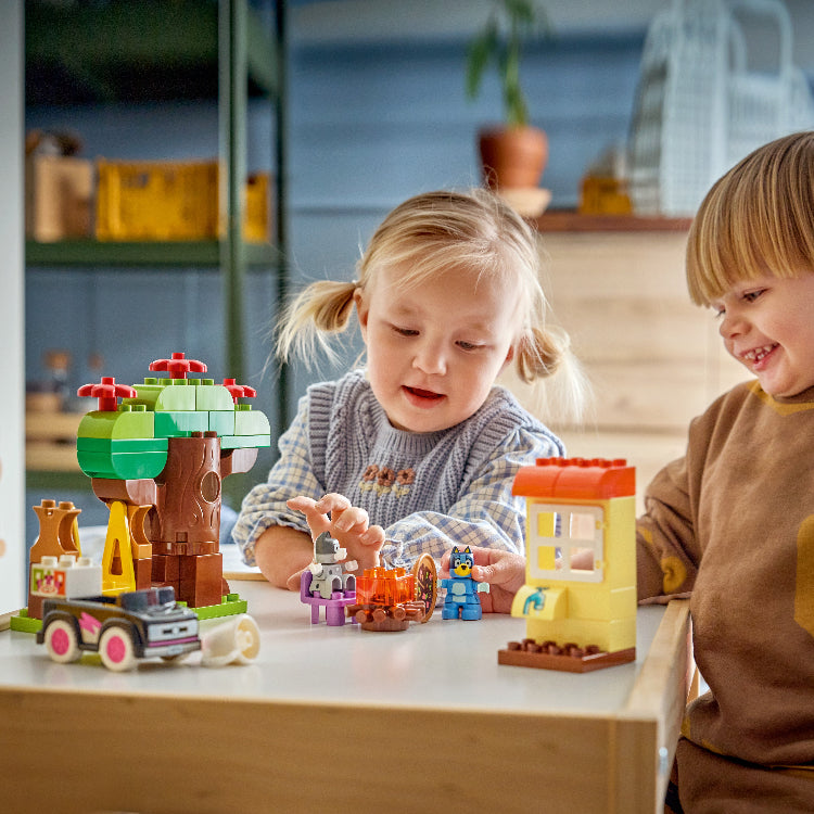 LEGO Duplo - Bluey: Pizza Girls with Muffin and Bluey