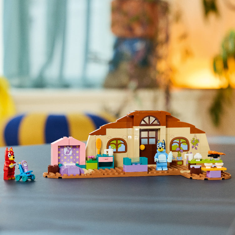 LEGO Bluey - School with Rusty and Bluey