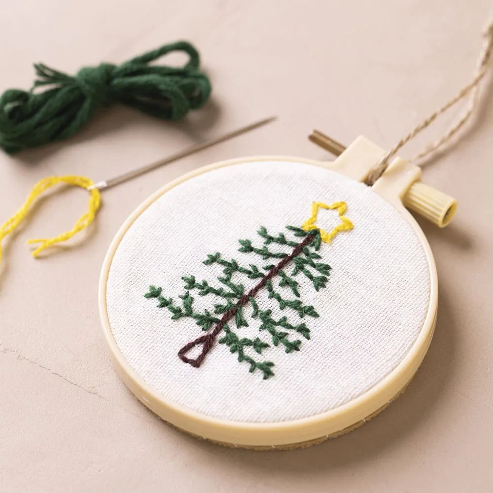 Mini Craft Kit Embroidery - Christmas Tree