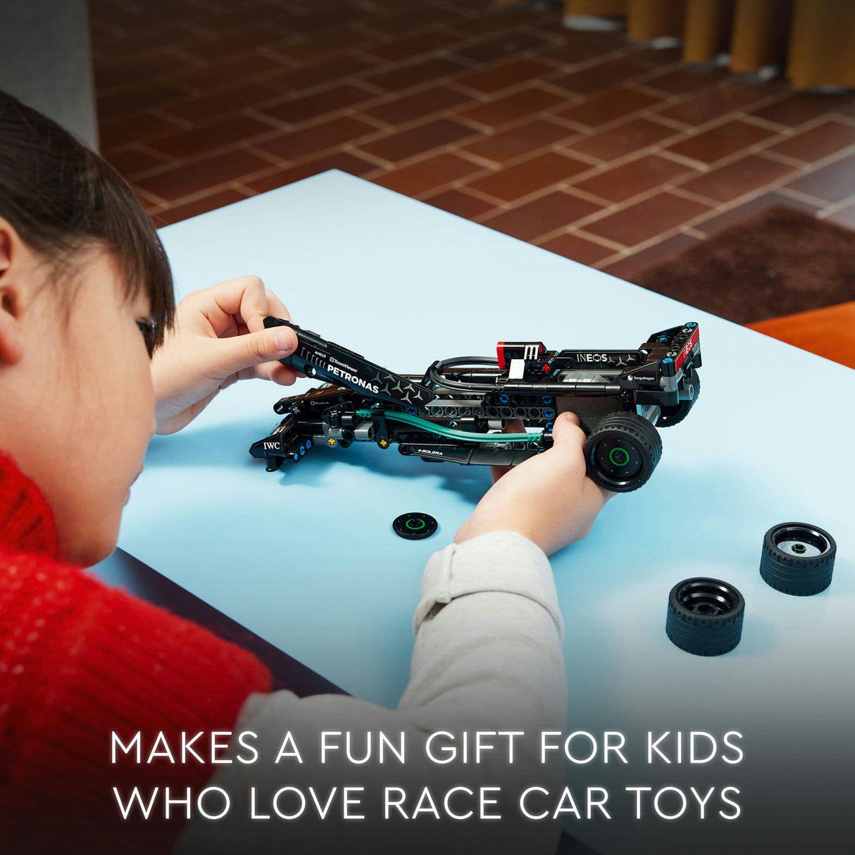 Lego Technic Mercedes-AMG F1 W14 E Performance Pull-Back