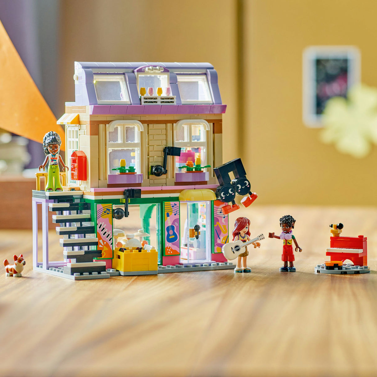 Lego Friends - Music Store & Apartment