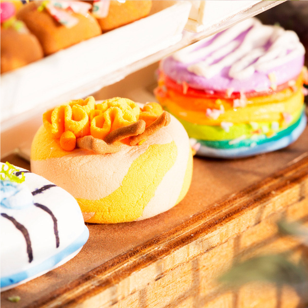 Rolife Dessert Shop DGM06 DIY Miniature Sweets Station Kit