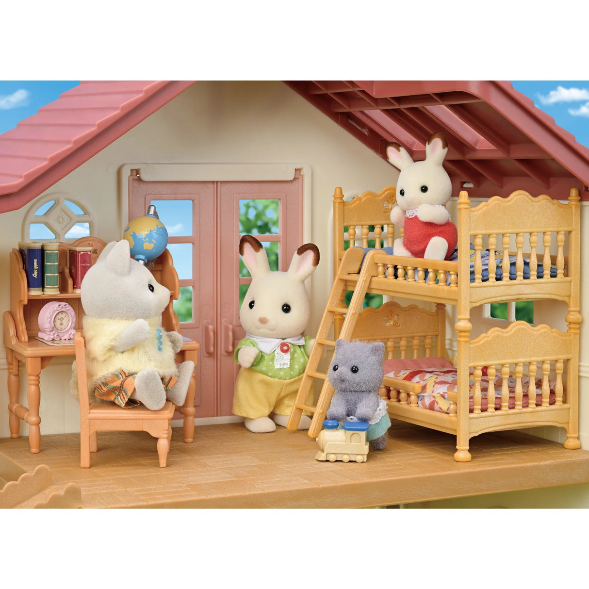 Sylvanian Families Hilltop Terrace Gift Set