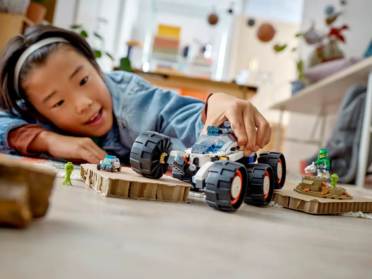 Lego City Space Explorer Rover and Alien Life Set