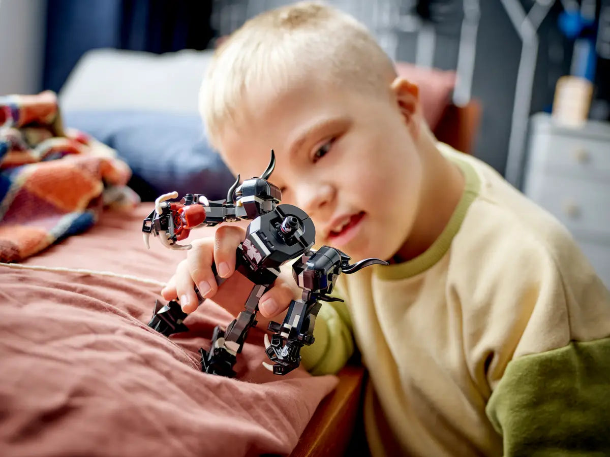 Lego Marvel Spiderman Venom Mech Armor vs. Miles Morales