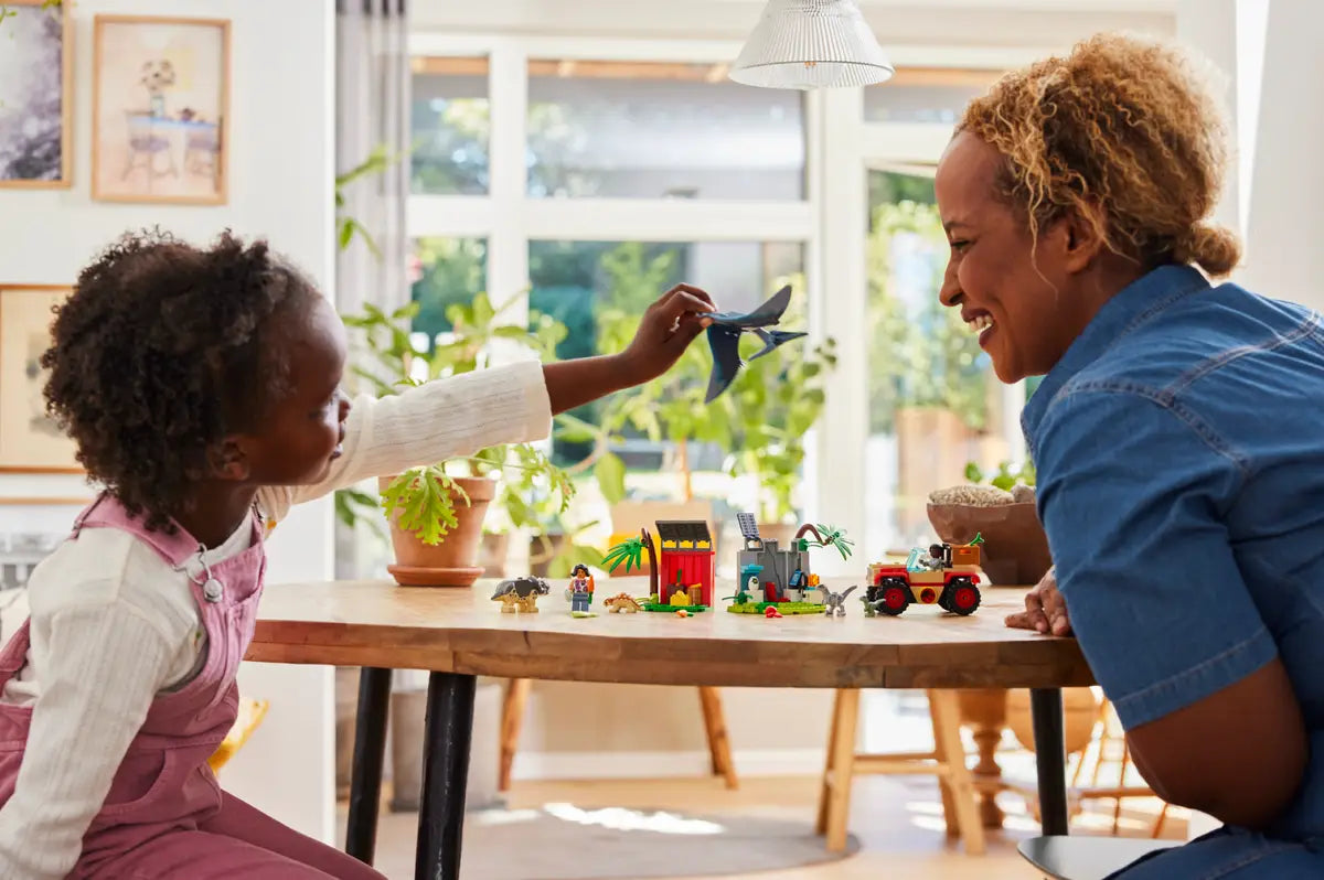 Lego Jurassic World Baby Dinosaur Rescue Centre