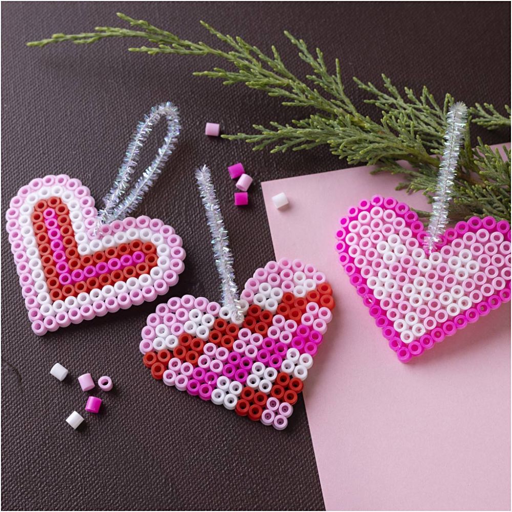 Mini Craft Kit Fuse Beads - Pink Christmas Hearts