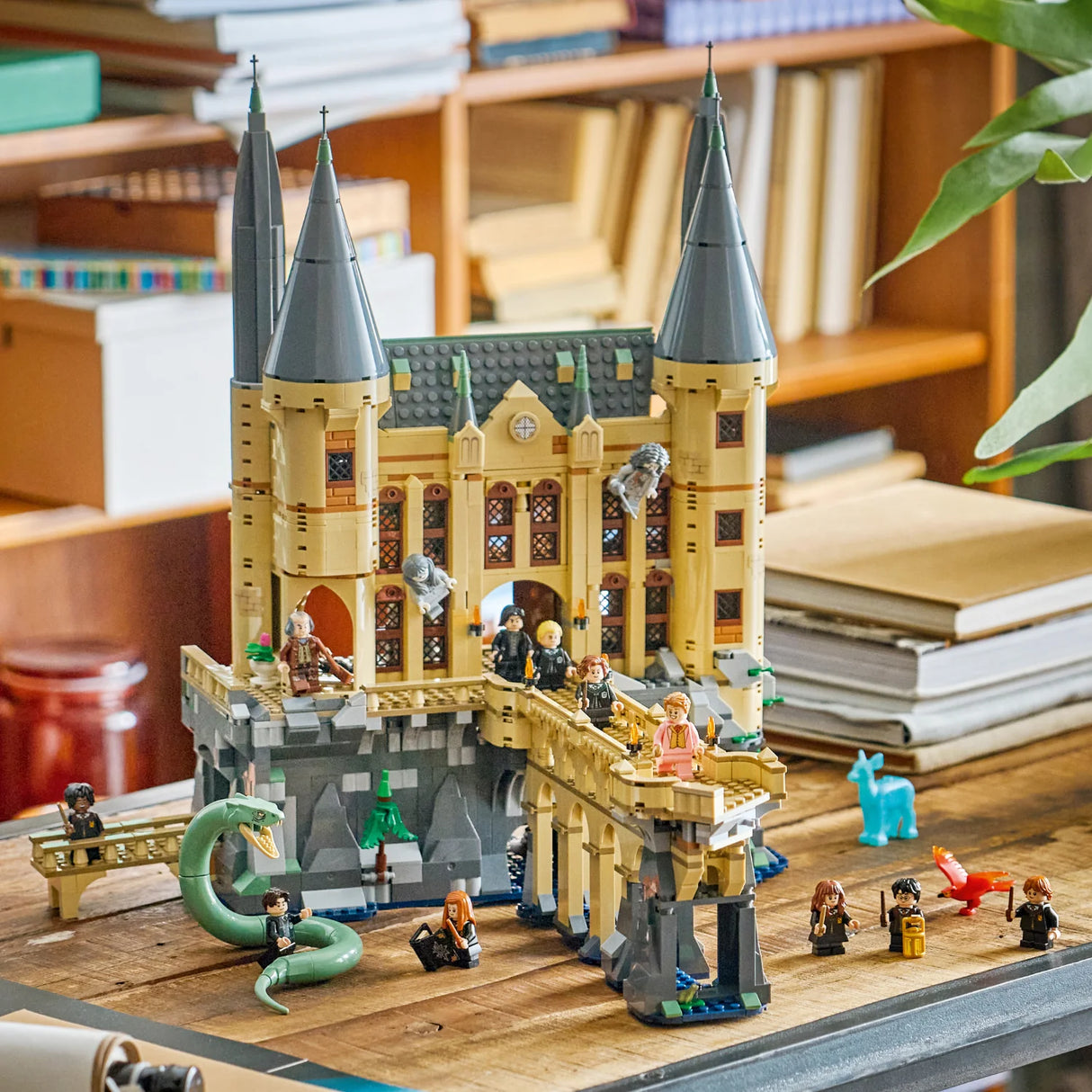 LEGO Harry Potter - Hogwarts Castle: East Wing