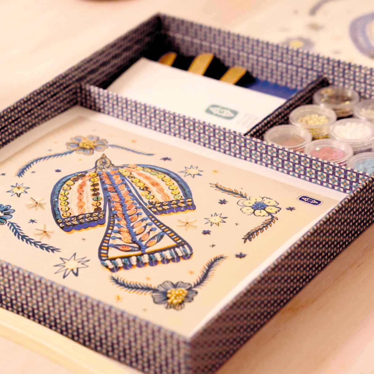 Djeco Atelier Beadwork Kit - Bird