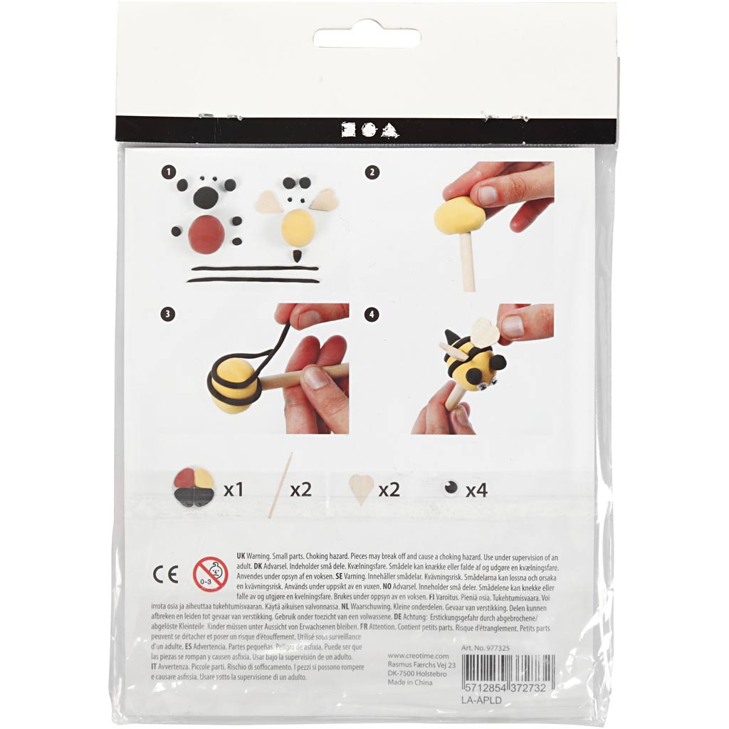 Packaging of a children's craft kit with step-by-step illustrations and product details.