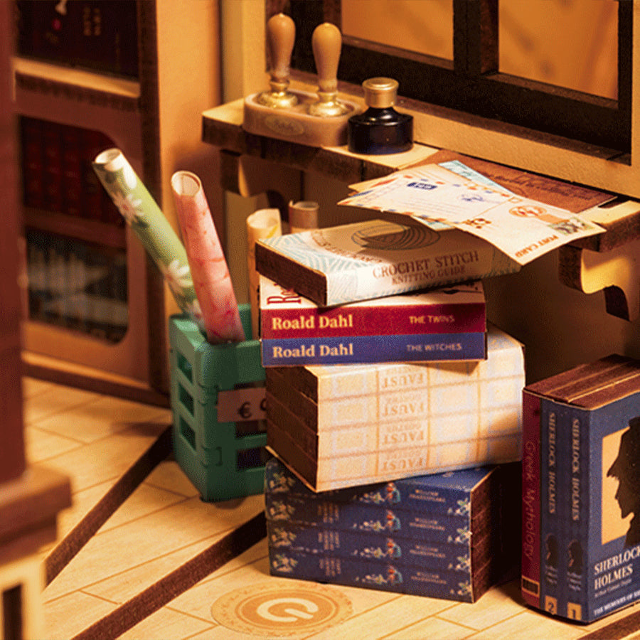 Rolife DIY Book Nook - Bookstore
