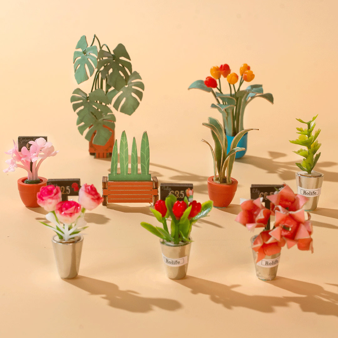 Robotime DIY Book Nook Shelf Insert Kit - Floral Corner