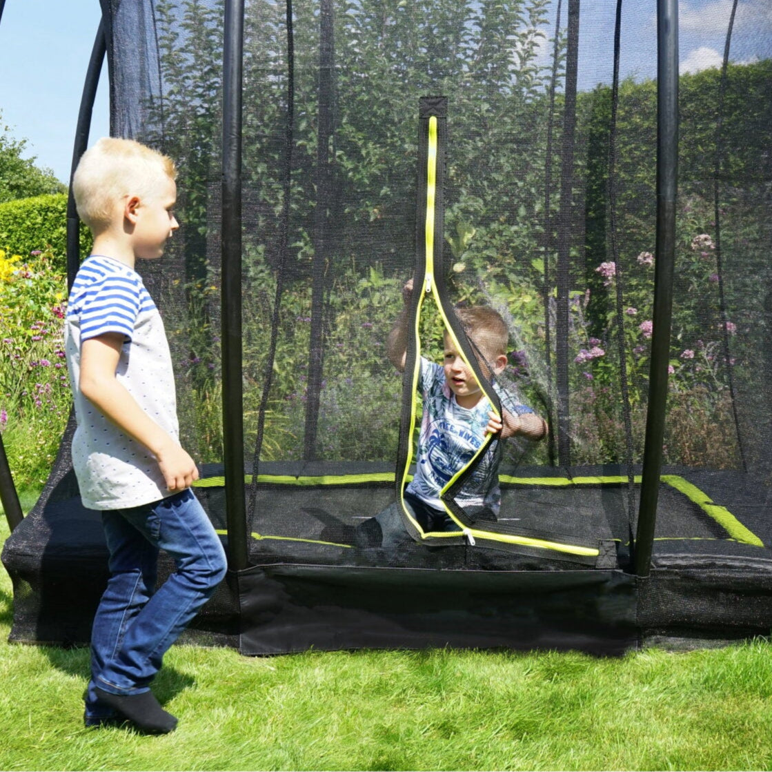 Ground Silhouette Trampoline with Net