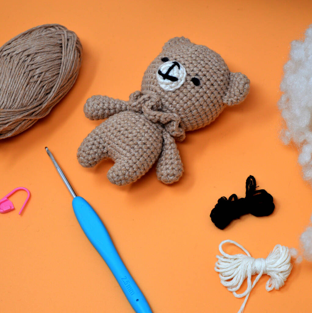 Knitty Critters Pouch Pals - Eddy The Bear