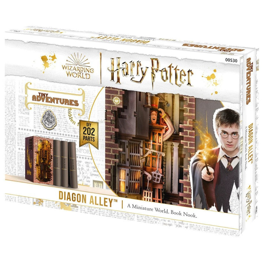 Harry Potter: Tiny Adventures - Diagon Alley Book Nook
