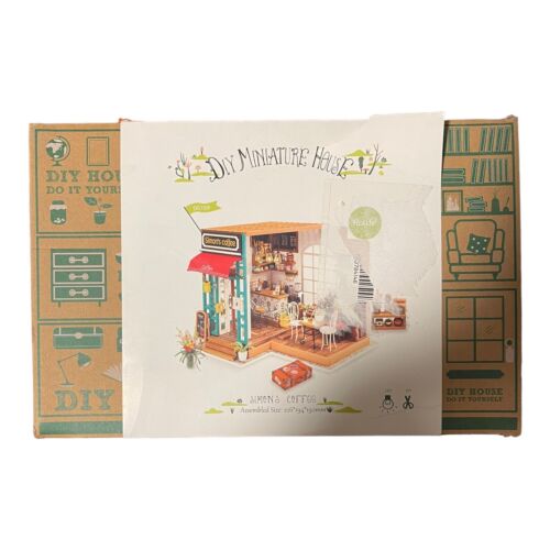 Simons Coffee Cafe Miniature House