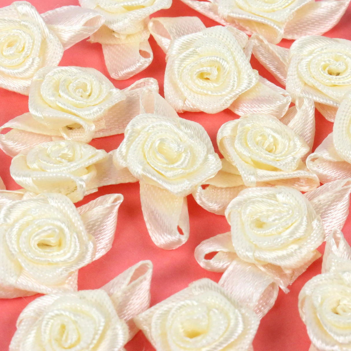 Simply Creative Satin Roses - Ivory (20 Pack)