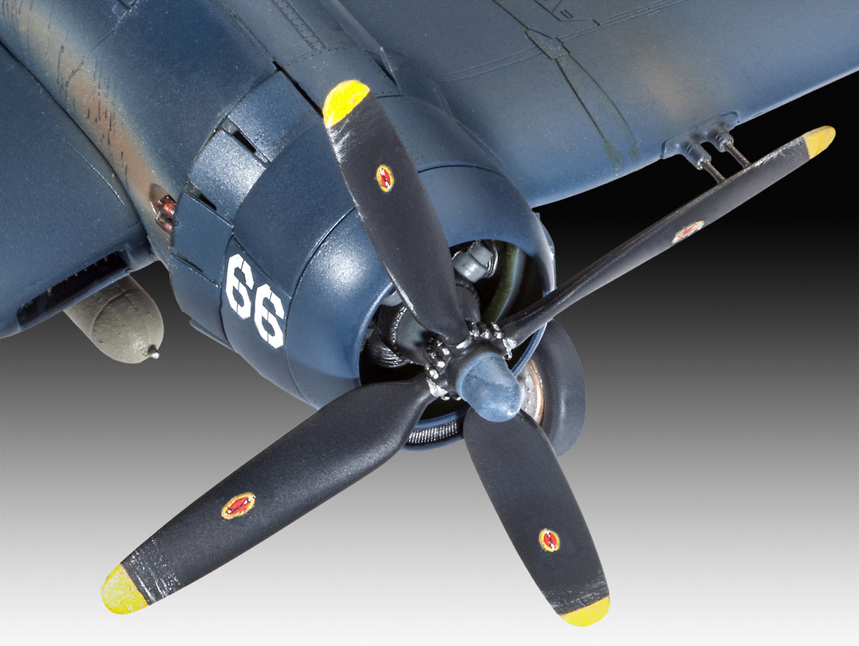 Revell Model Set F4U-4 Corsair