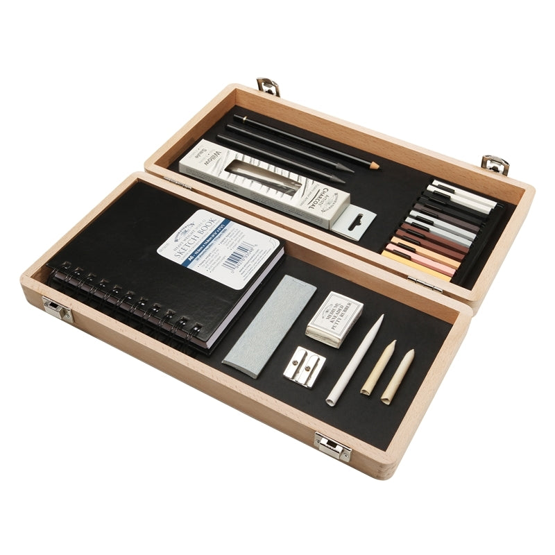 SKETCHING SMALL ART BOX