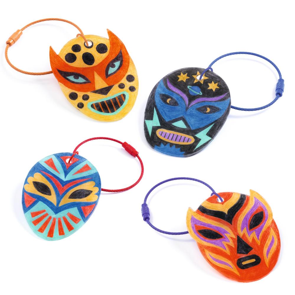 Djeco Artistic Plastic Wrestler Keyring Craft Kit