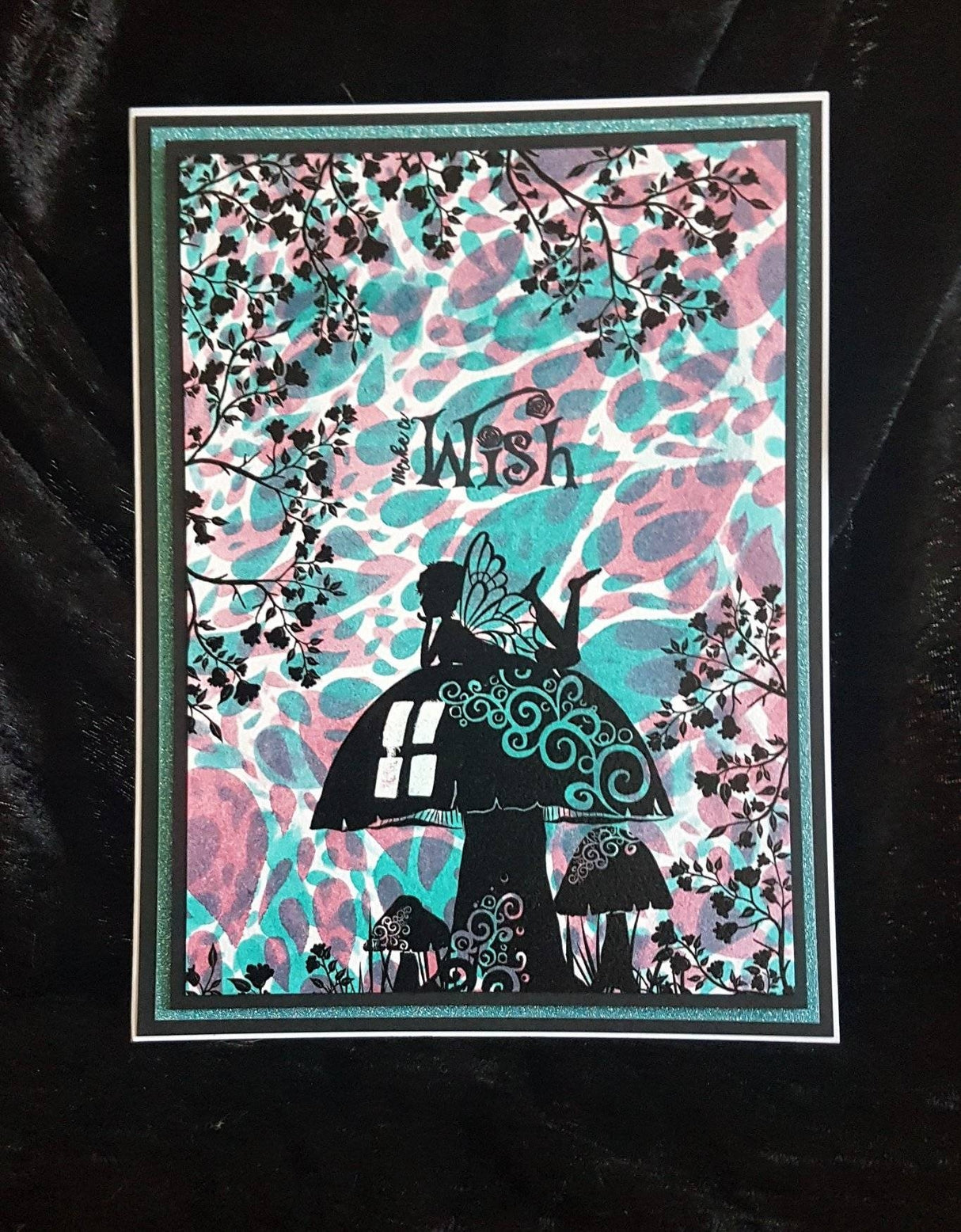 5x7 Embossing Folder - Toadstool Garden