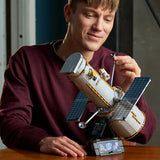 LEGO Icons - Hubble Space Telescope