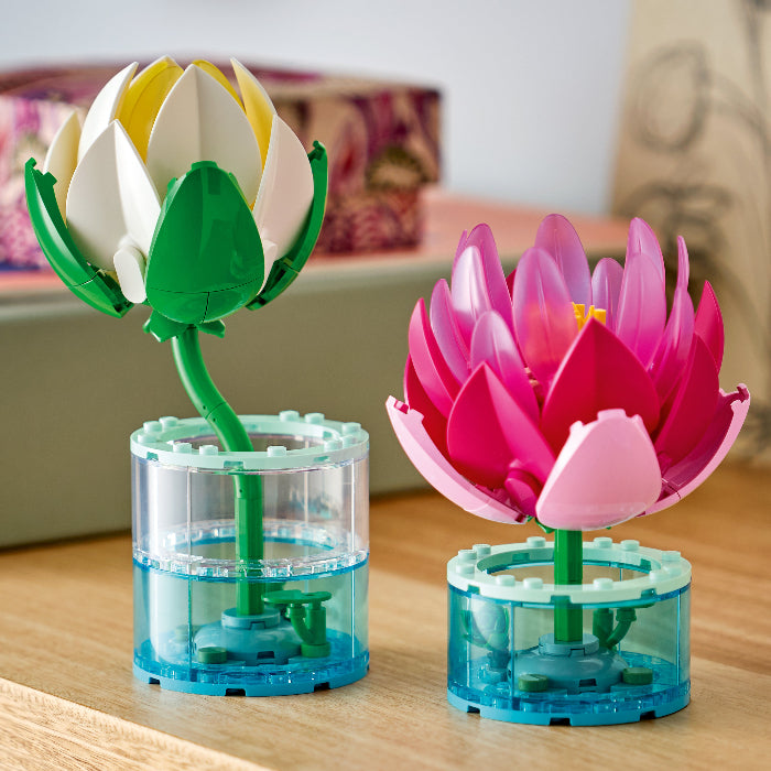 LEGO Botanicals - Water Lilies