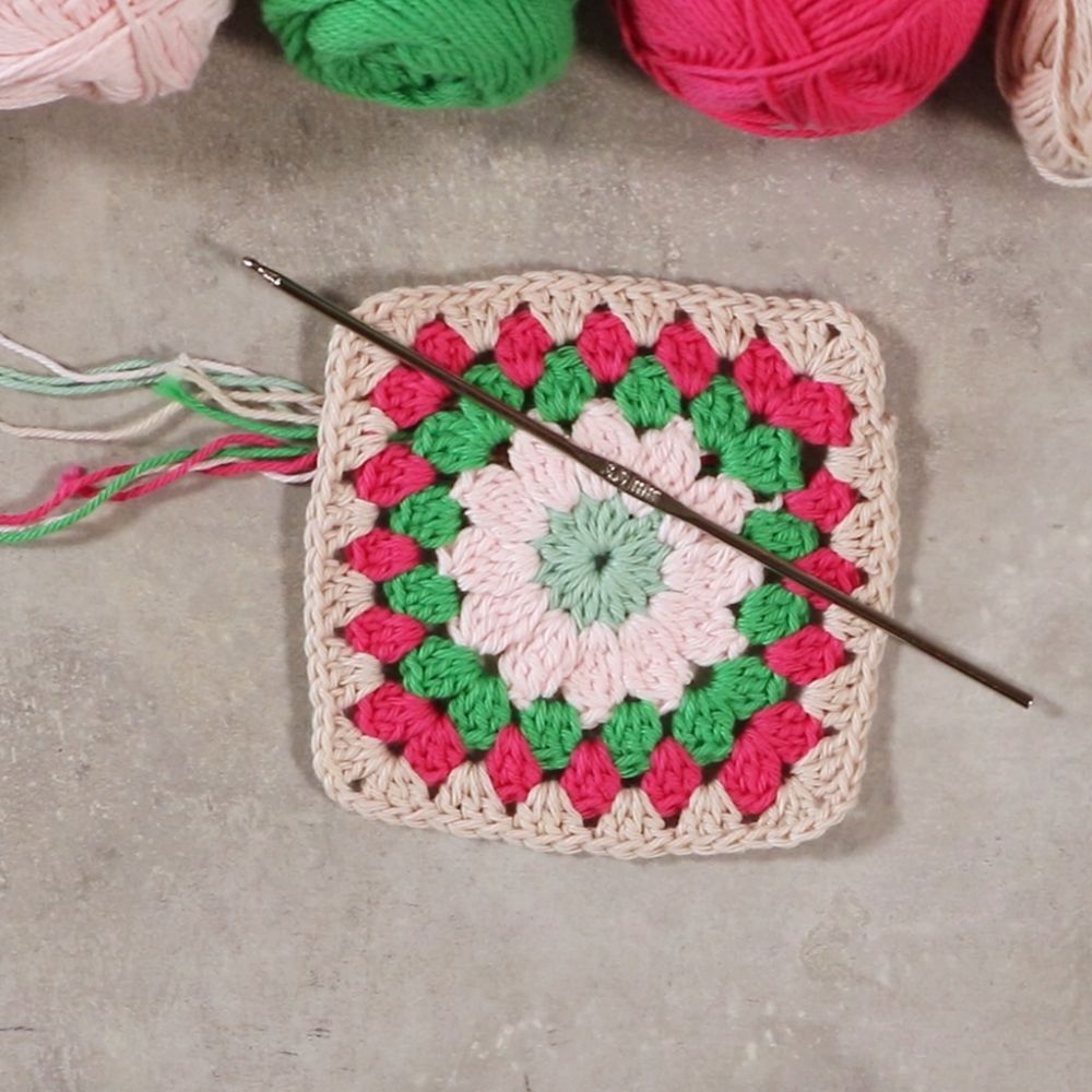 Craft Kit Crochet - Scarf Cream & Warm Colours