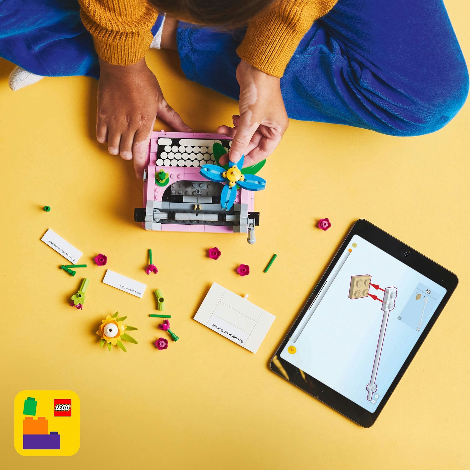 Lego Creator - Typewriter with Flowers