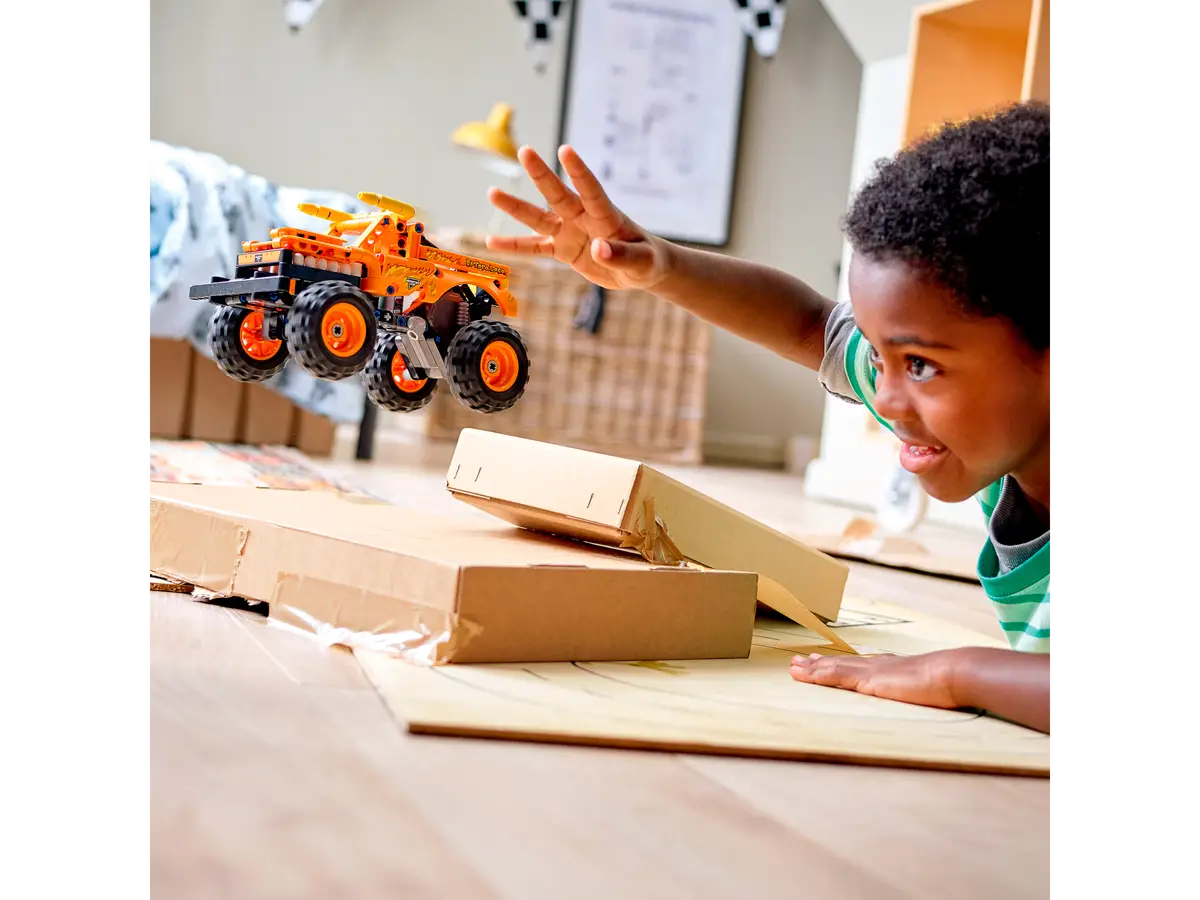 Lego Technic Monster Jam El Toro Loco