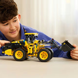Lego Technic - Volvo L120 Electric Wheel Loader
