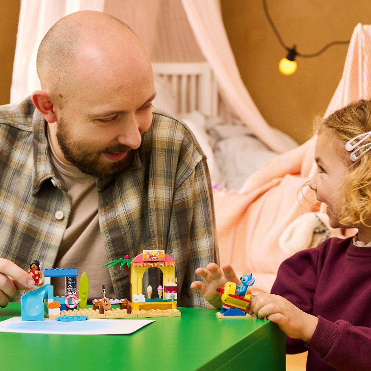 LEGO Disney - Beach Fun with Lilo & Stitch