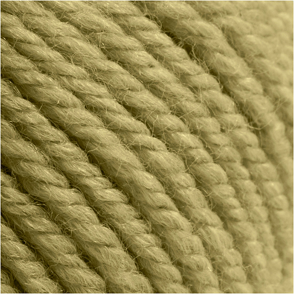 Wool yarn