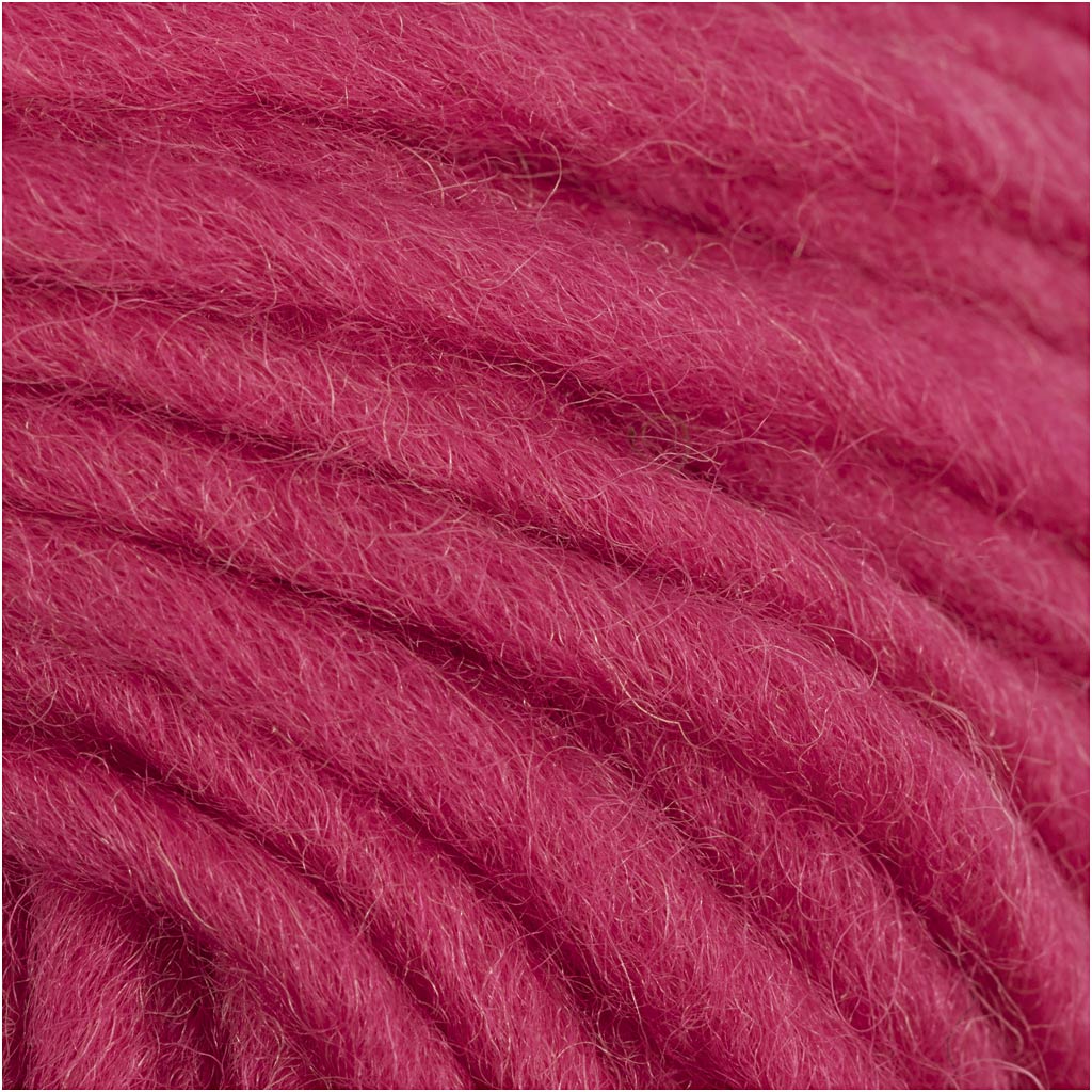 Wool yarn