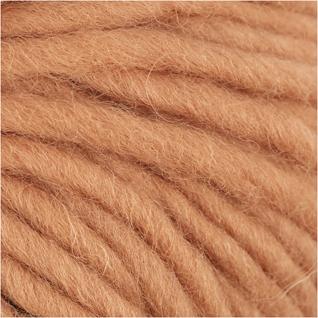 Wool yarn