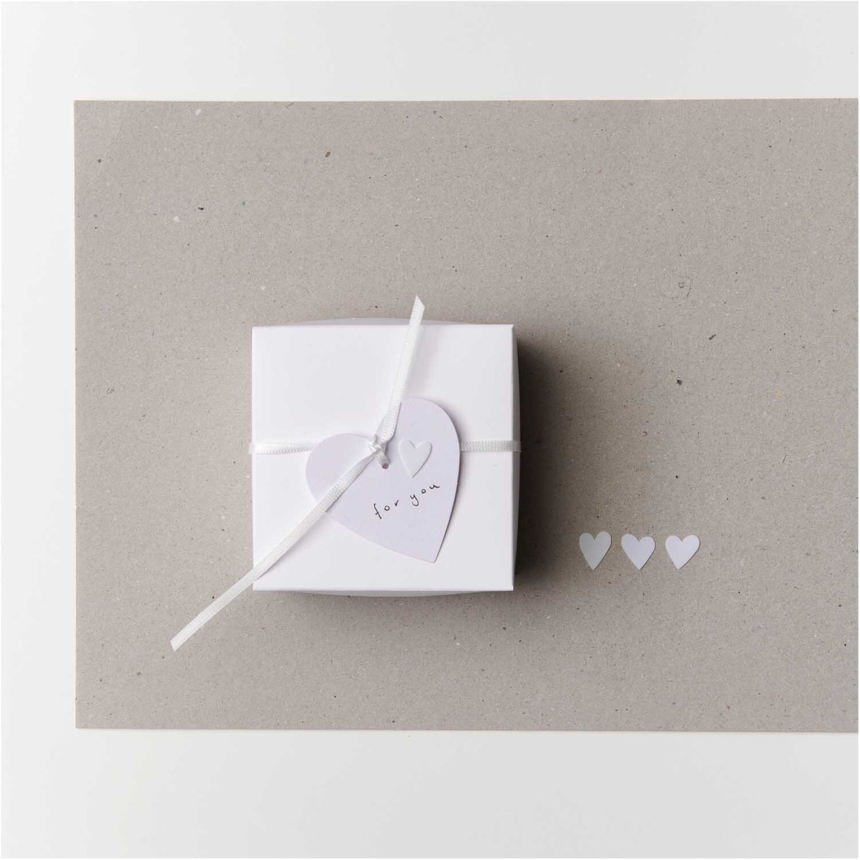 Heart Confetti - White (100 pieces)