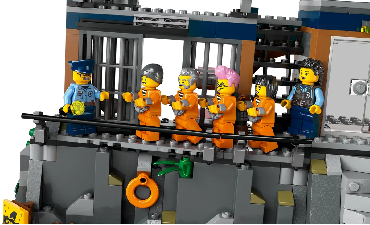 Lego City Police Prison Island Set