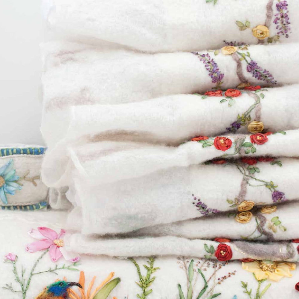 The Textile Artist: The Art of Felt Book