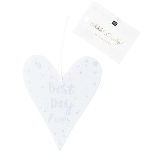 Ohhh! Lovely! Wooden hanger heart with saying white-silver