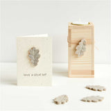 Ohhh! Lovely! Felt litter oak leaf khaki-gold 12 pieces