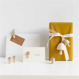 CLIPS MUSHROOM WOOD with Glitter - Natural Gold