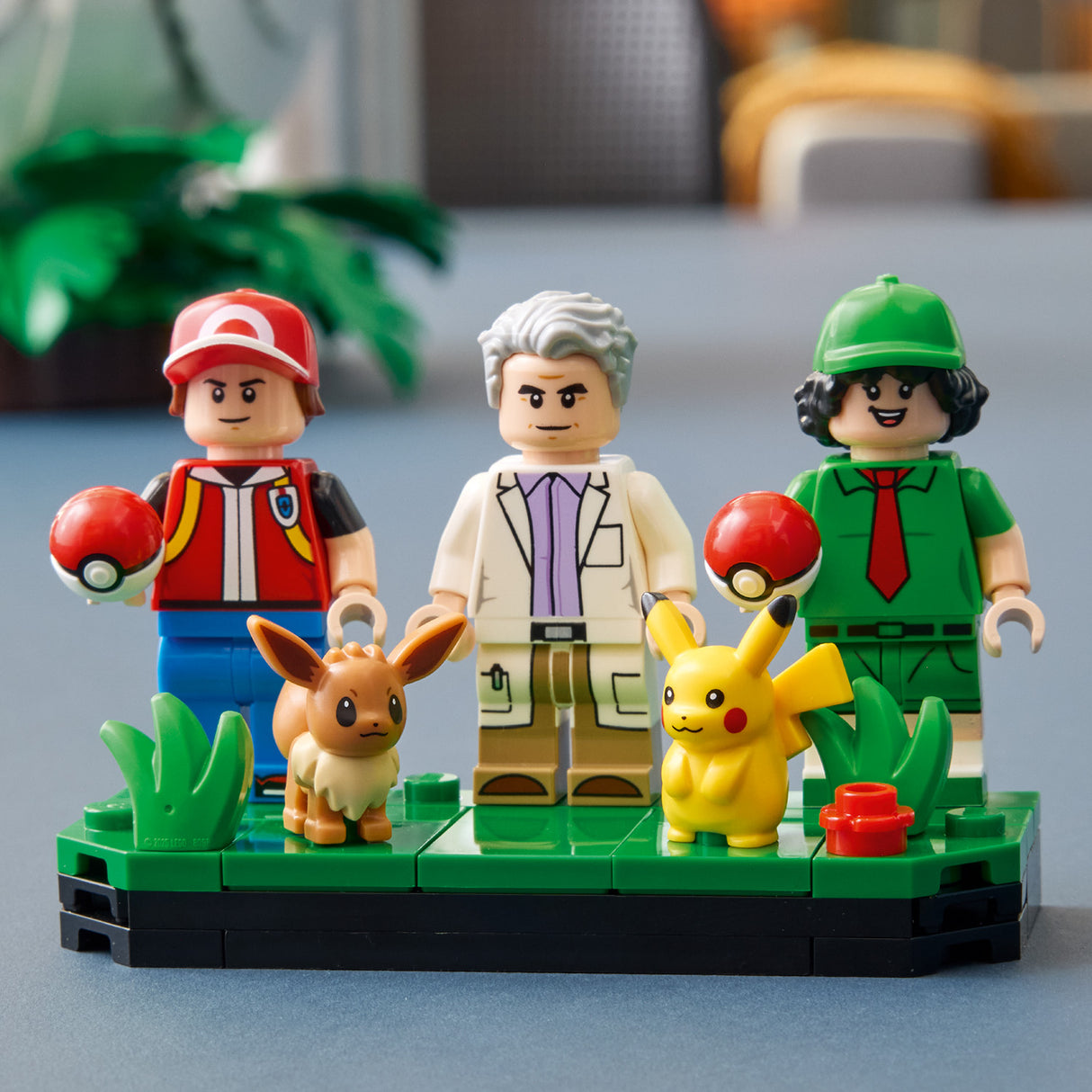 LEGO Pokémon - Iconic Trainer Moments Poké Ball