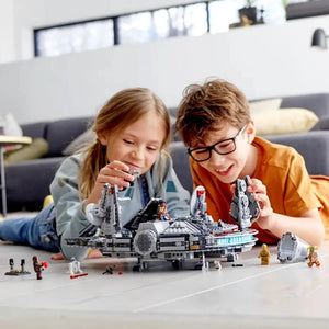 Lego Star Wars Millenium Falcon Model Set