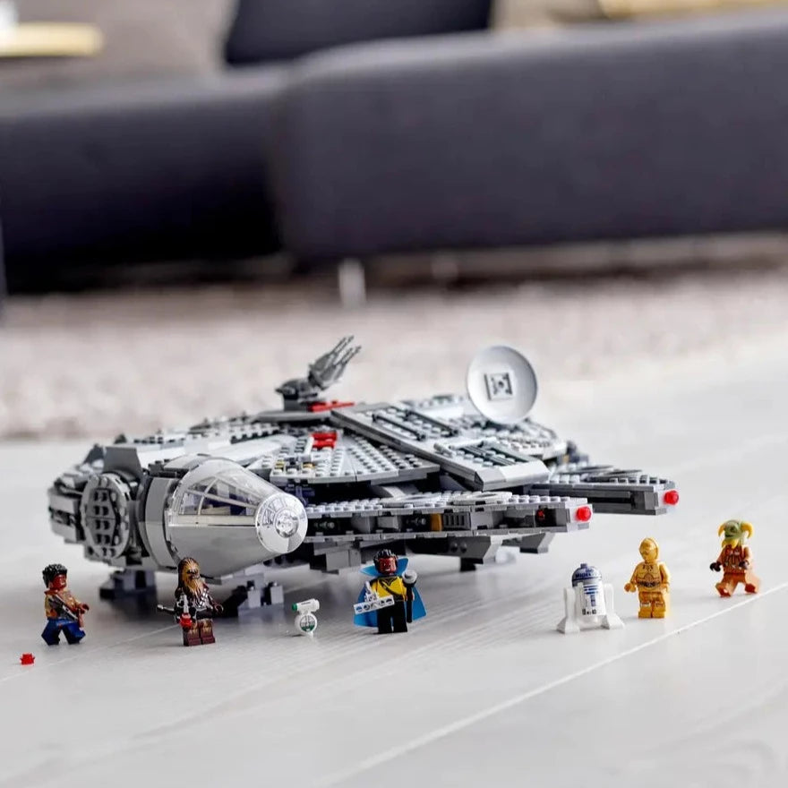 Lego Star Wars Millenium Falcon Model Set