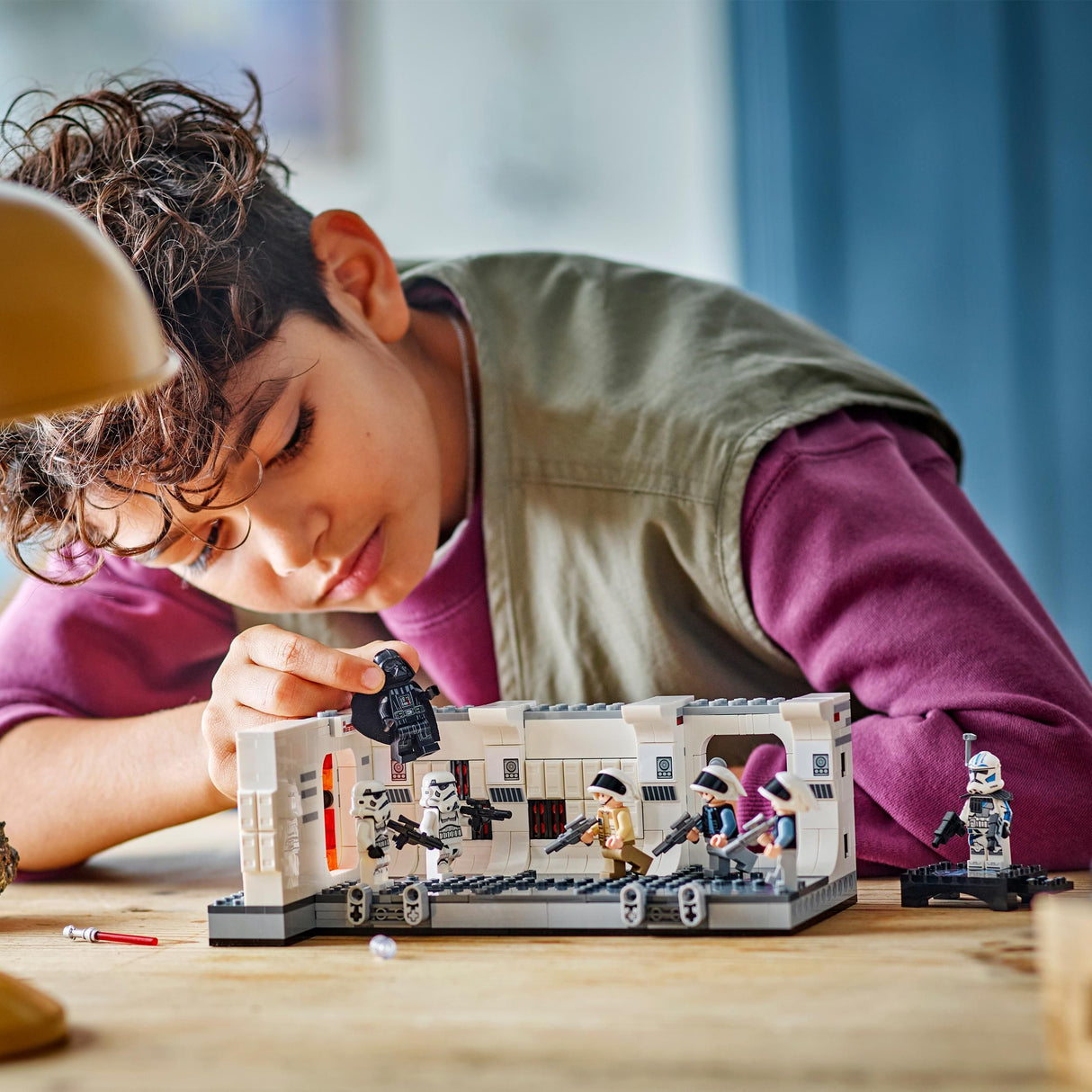 Lego Star Wars Boarding the Tantive IV Set
