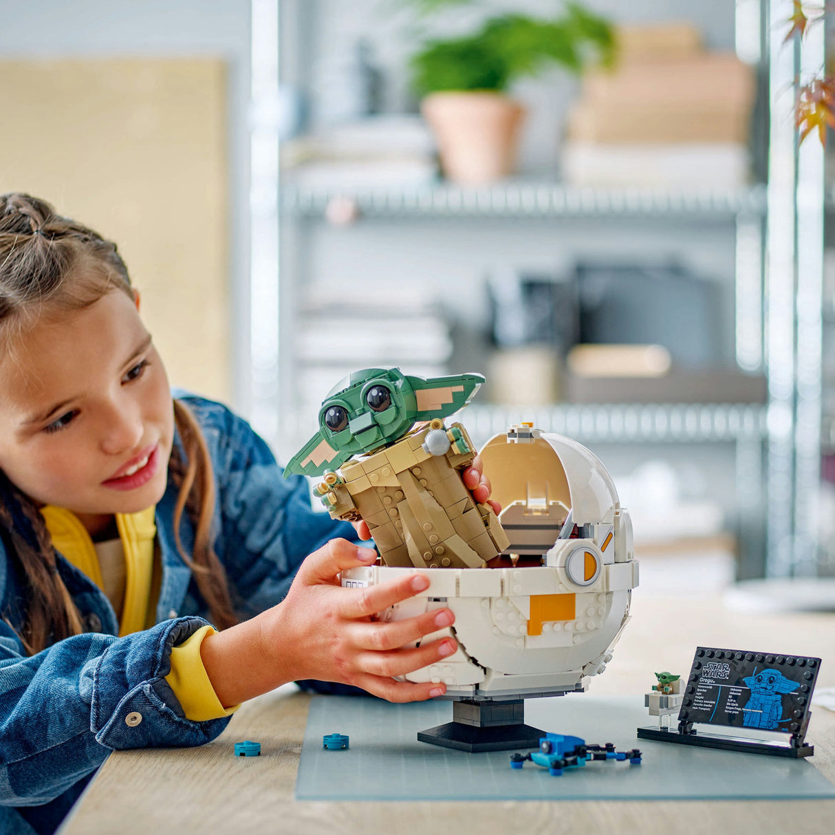 Lego Star Wars - Grogu with Hover Pram