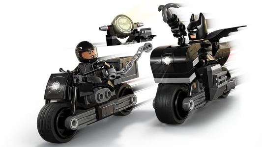 Lego Batman and Selina Kyle Motorcycle Pursui