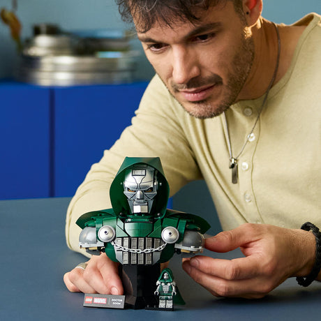 LEGO Marvel - Doctor Doom Bust