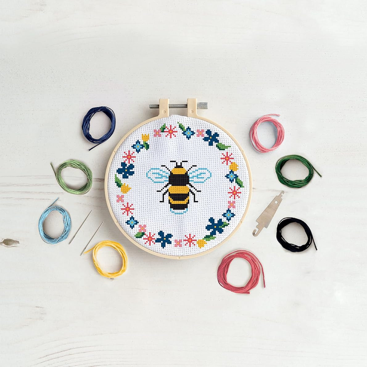 Simply Make Cross Stitch Kit - Bee